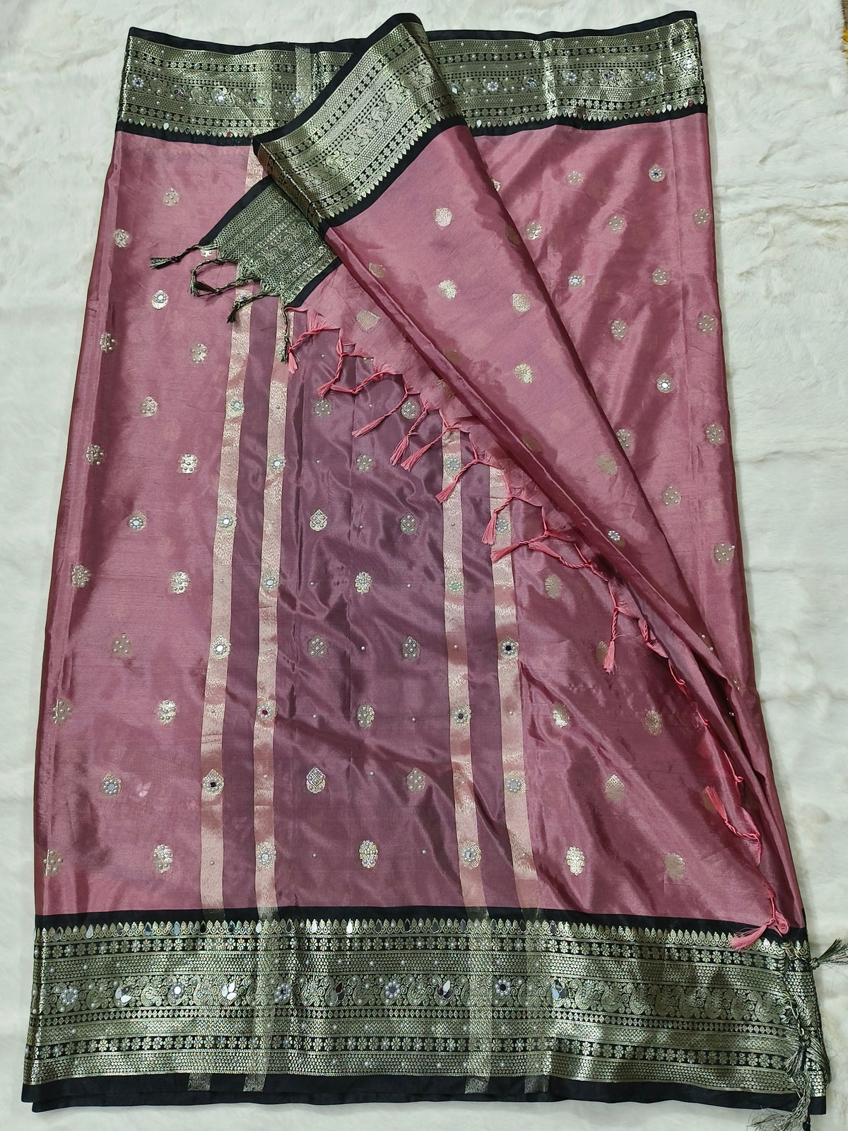 Banarasi Mauve-Pink saree with motifs work