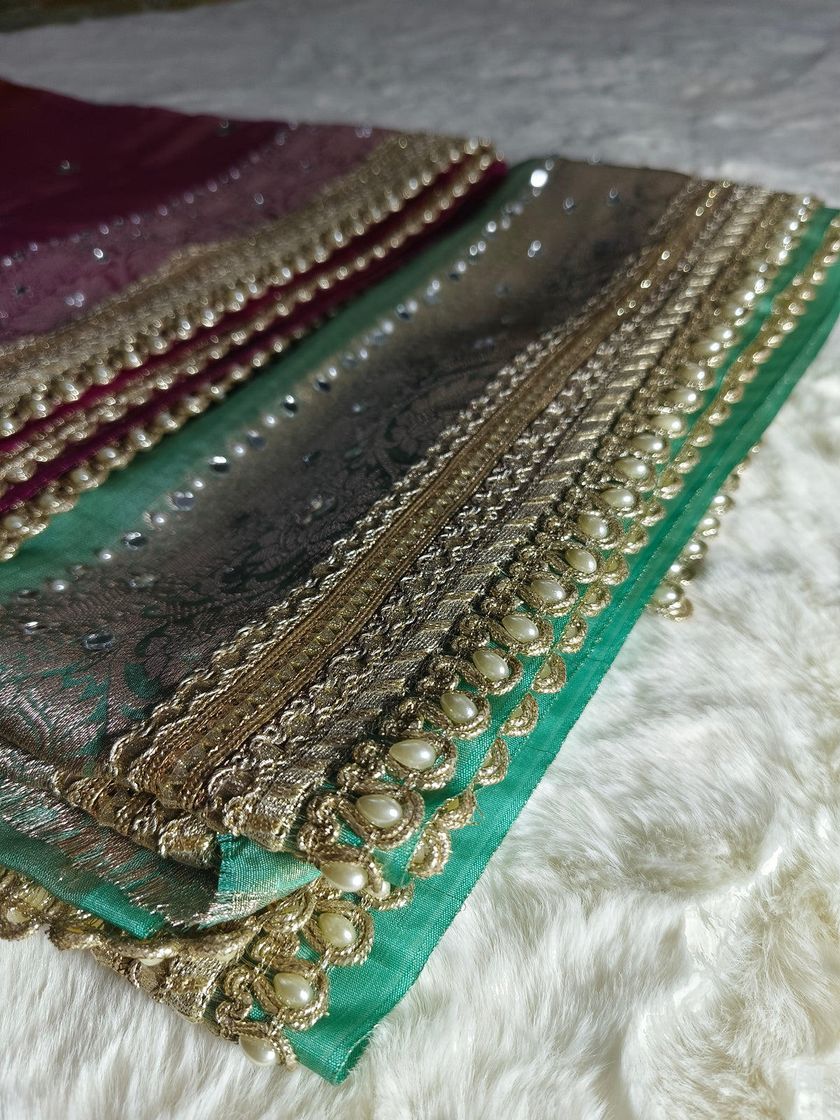 HMS Exclusive Multi-Shaded 3D Tissue Mirror Work Banarasi Saree